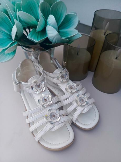 Sandálky, cupcake,27