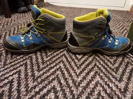 Turistické topánky/tenisky vysoké, 32