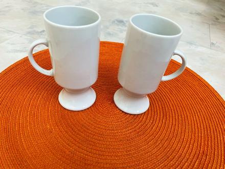 Porcelánové šálky / 2 ks,