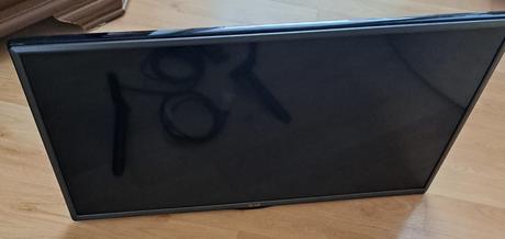 Televízor lg 82cm, lg