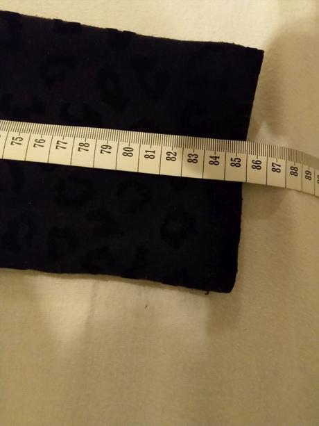 Čierne nohavice, c&a,146