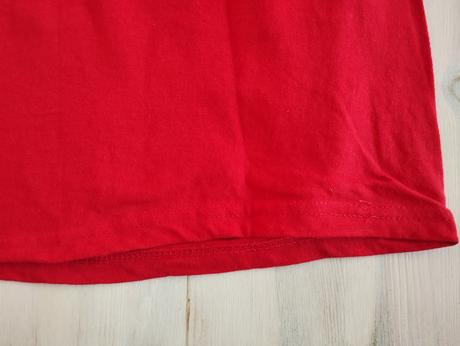 Nenosené tričko, 152