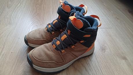 Detské vyššie turistické topánky, quechua,35