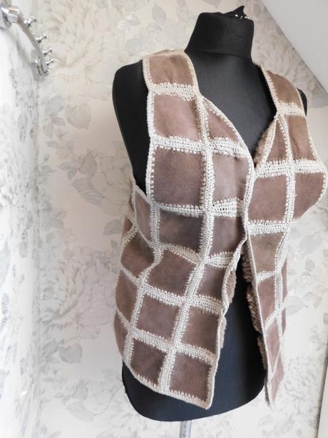 Prava kožušinova vesta, 38