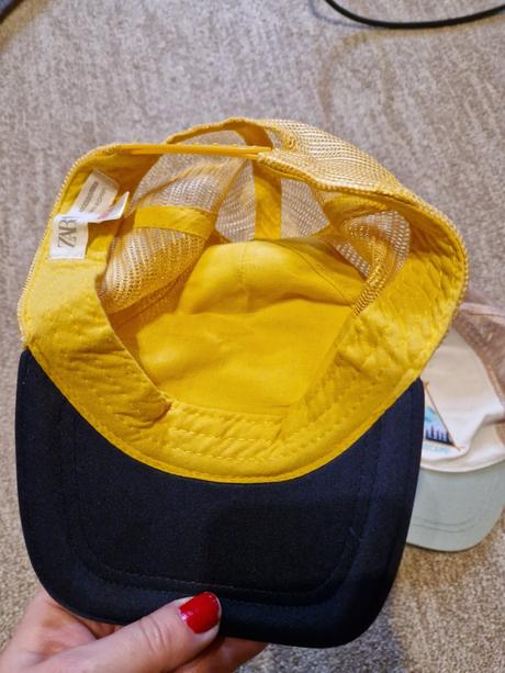 Zara šiltovky, zara,110