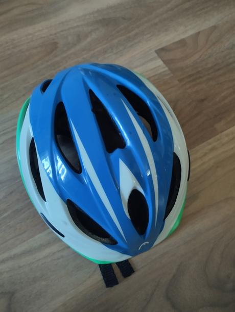 Cyklistická helma head,