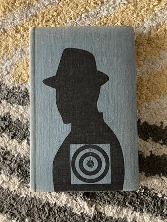 Tiene nad notre-damom (1968),