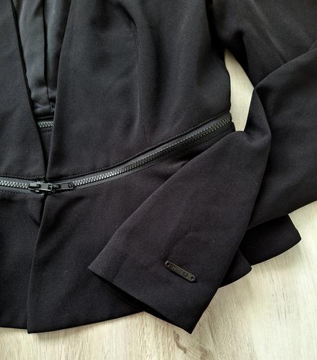 Sako guess č.s, guess,s