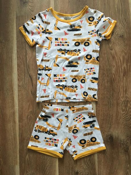 Pyžamo na leto, tchibo,128