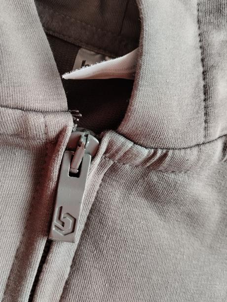 Kratka mikina beyond, xs