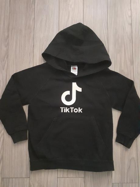 Mikina tiktok, 116