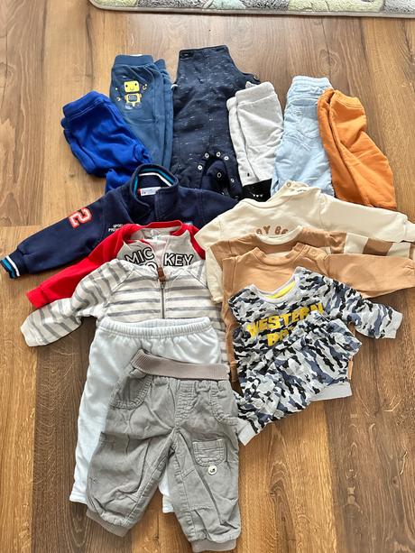 Nohavice a svetre 62-68, 68