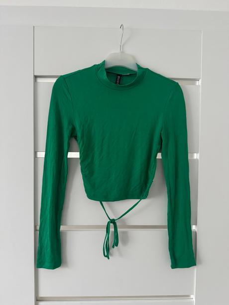 Top s odlahenym chrbtom, h&m,xs