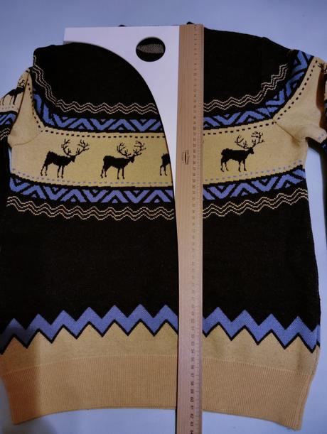 Sveter s jeleňmi, 38