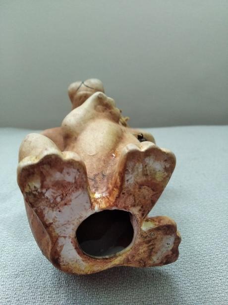 Keramický pes,