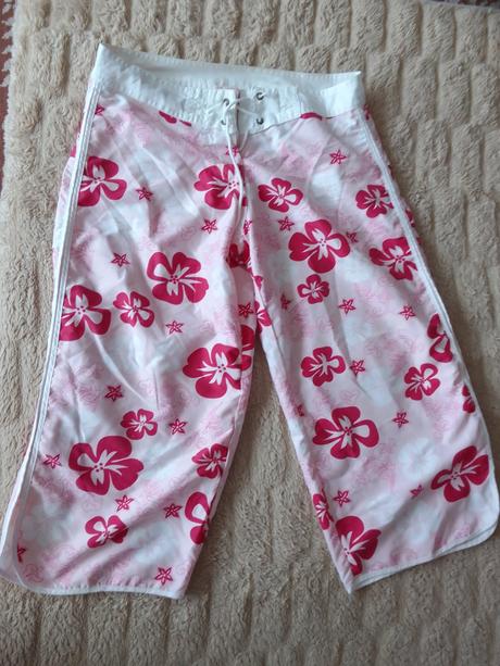 Dámske krátke nohavice, m