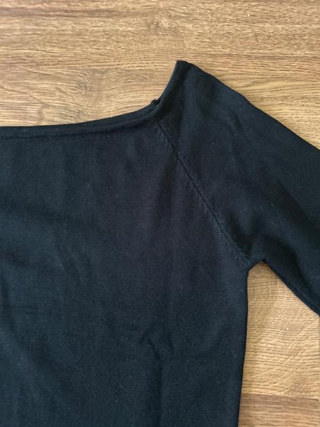 Svetrikove  šaty, m