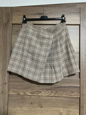 Krátka sukňa, xl