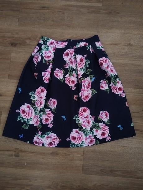 Elegantná sukňa, xs