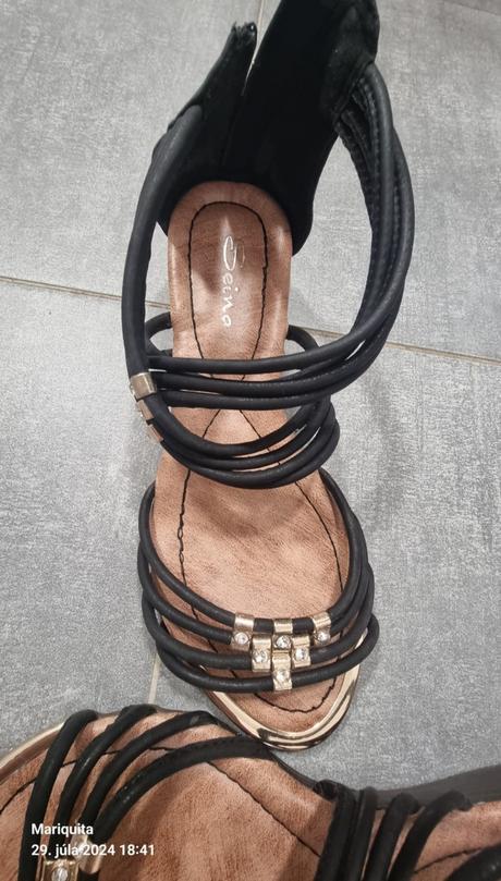 Sandale so strasom, 38