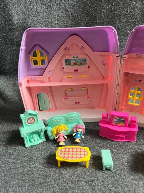 Domček s bábikami s príslušenstvom, 