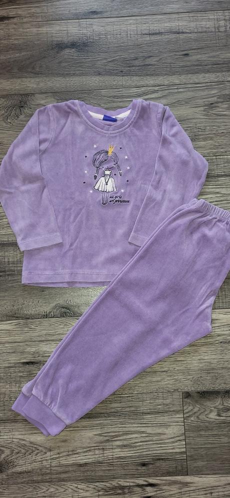 Pyžamko, lupilu,98