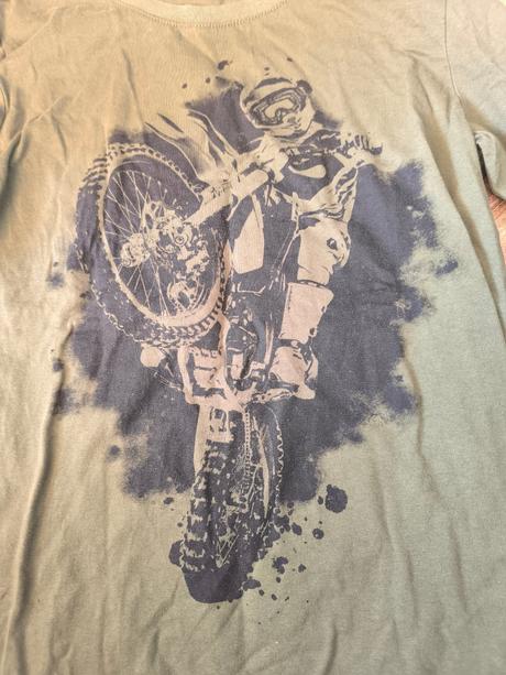 Tričko_ chn3, chapter young,158