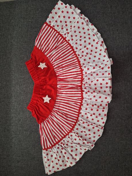 Vianočná sukna, 110