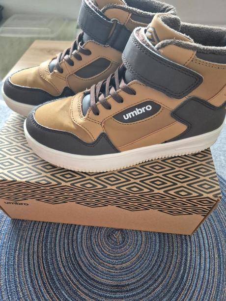 Chlapčenská obuv, umbro,32