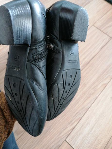 Kožené čižmy, 37