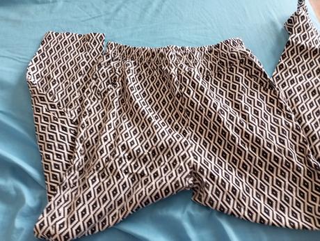 Čierno biele nohavivw, f&f,42