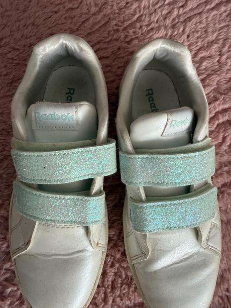 Tenisky, reebok,32