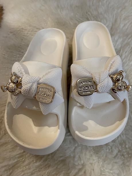 Dámske šľapky - cena s obyčajným poštovným, 38