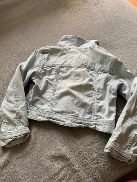 Dievcenska riflova bunda, 122