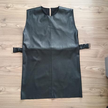 Raz oblečené kozenkove šaty only s top stav, only,s