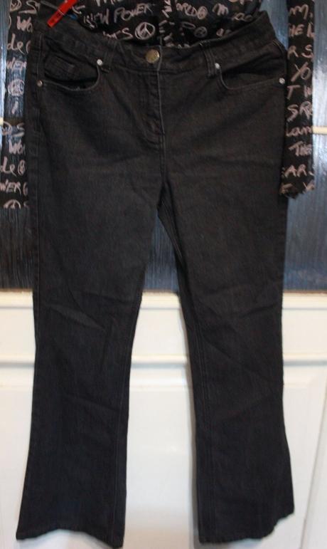 Cierne rifle rozsirene, l