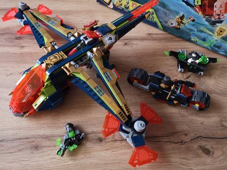 Lego nexo knights 72005 aaronova kuša,