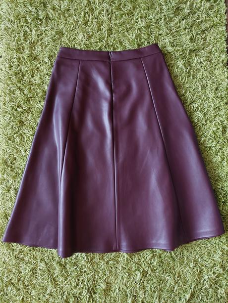 Kozenkova sukna reserved vel. 34, reserved,34