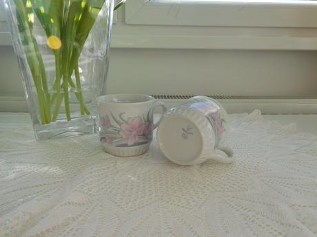 Šálka retro veľká 2 kusy, porcelán, 