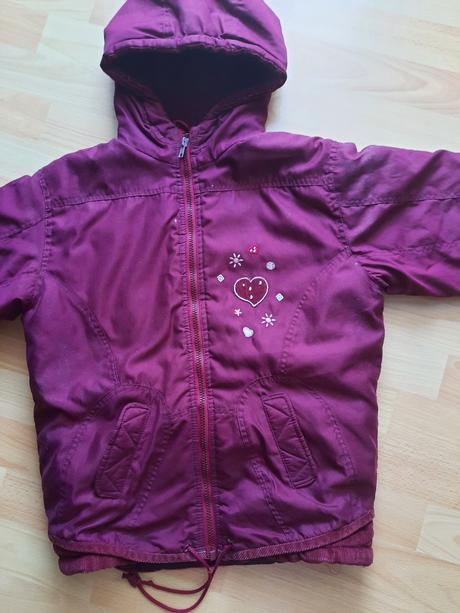 Dievčenská bunda, 134