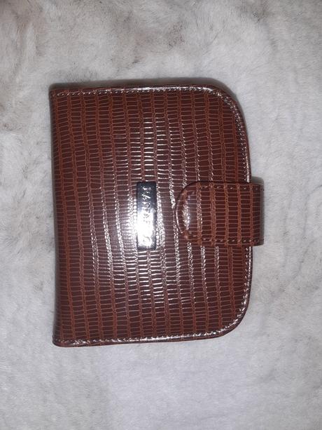 Malá štýlová dámska peňaženka,