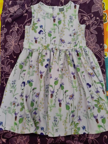 Balík letného dievčenského oblečenia 110, 116, 104–116