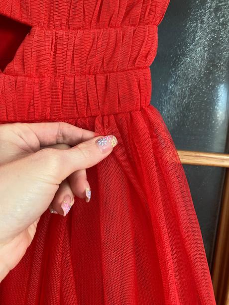 Spoločenské šaty zn. asos, 32