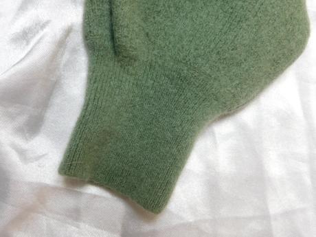 Kvalitny kašmirovy pulover, 140