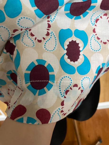 Urban behaviour - blúzka, m