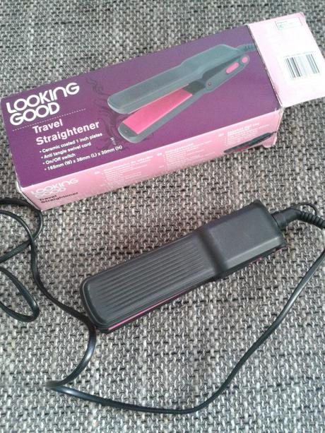 Cestovna zehlicka na vlasy,