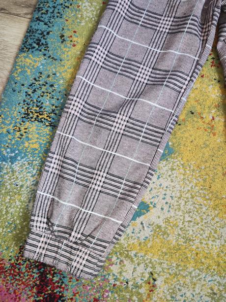 Nohavice, reserved,140