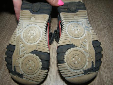 Kožené sandálky - top stav, lasocki,24