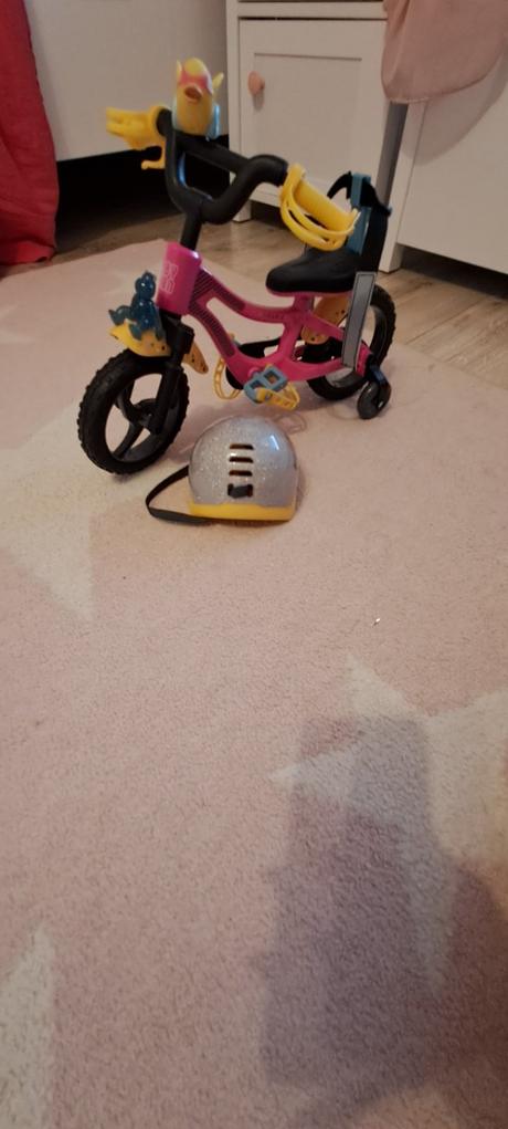 Bicykel baby born s prilbou,