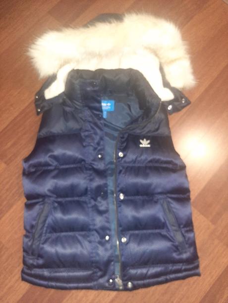 Teplá vesta., adidas,xs